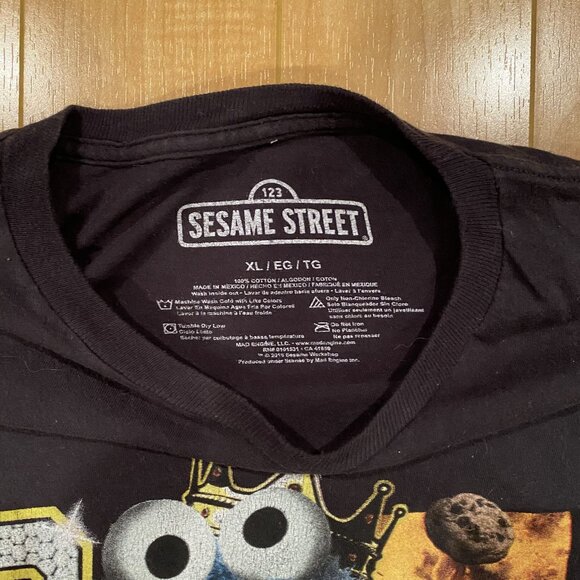 Sesame Street - Cookie Monster (Notorious BIG) Tshirt - Picture 3 of 3